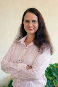 Regina Mambeli Barros